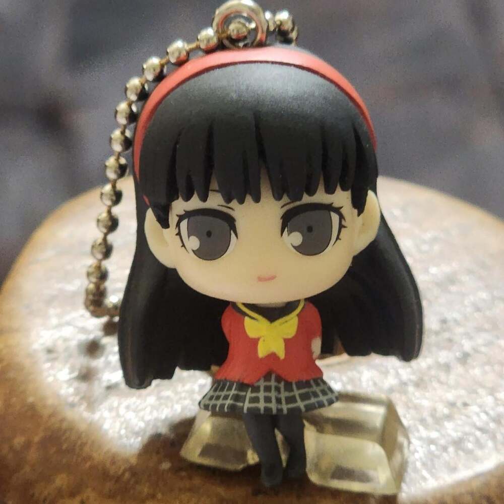 - Persona 4 Yukiko Mini Figurine Keychain
-...